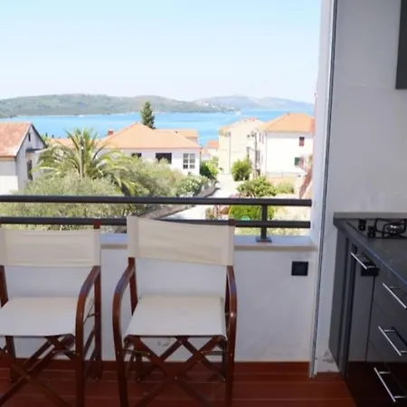 Bruna Nyaraló Trogir
